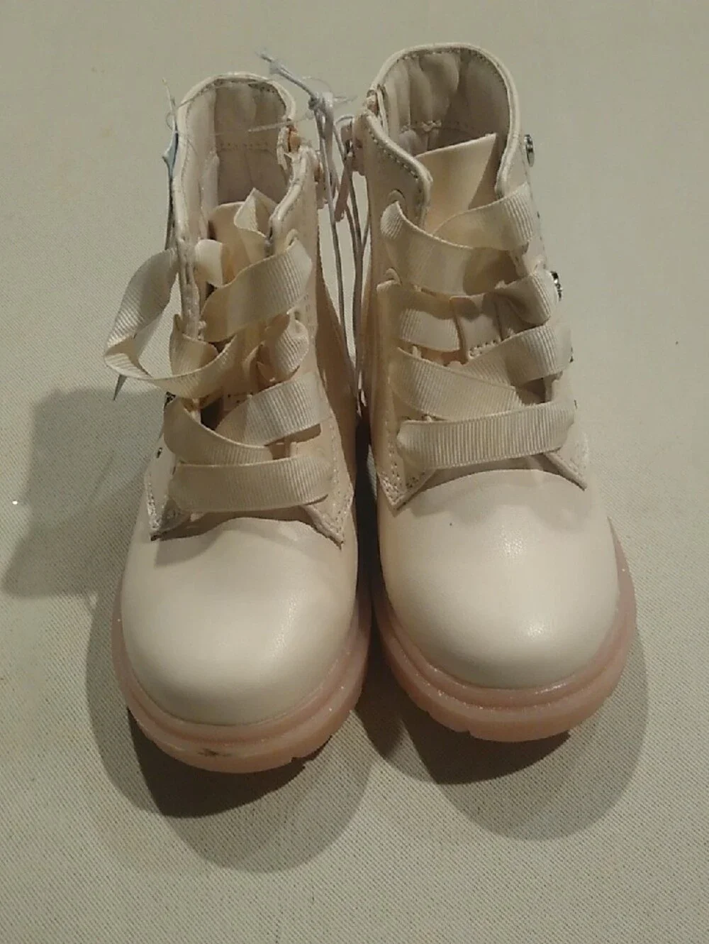 New Cat & Jack Toddler Cream Girls' Ankle Boots with Heart & Star Studs Size 7.